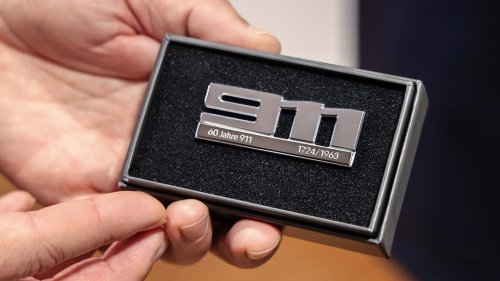 Porsche, Porsche 911, Whoops: Two Porsche 911 S/Ts Somehow Ended Up With the Same Badge
