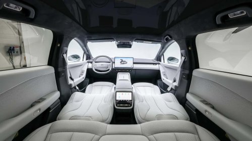 Xpeng P7+ 2026: interior y maletero de la berlina china