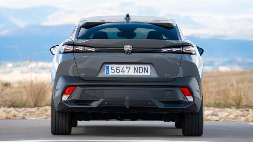 210 CV y 453 km de autonomía, para este crossover coupé de imagen deportiva