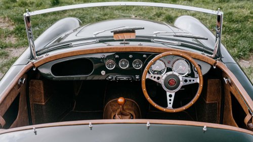 Restomod MGA Ini Memiliki Jiwa Miata, Hasilnya Brilian