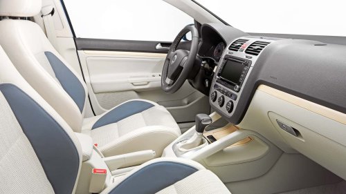 Híbrido de 3,4 l/100 km y con modo eléctrico: el VW Golf TDI Hybrid de 2008