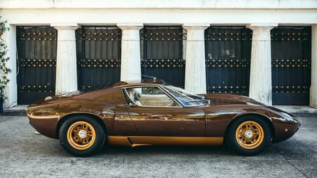 Lamborghini zeigt herrlich restaurierten Miura SV von 1972