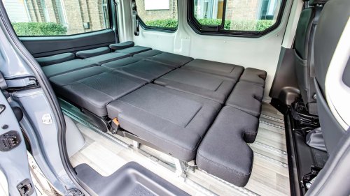Esta camper 'camuflada' de Nissan no es sólo para pernoctar