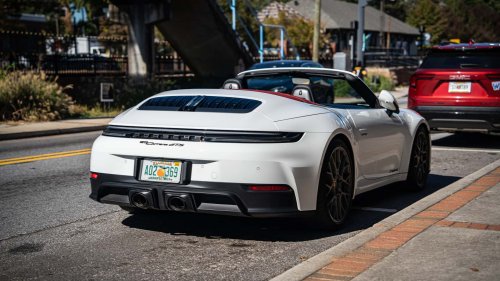 Porsche, ‘Don’t Even Wanna Drive It On the Trailer:’ Tow Truck Driver Gets Call for Porsche. He Can’t Believe What He Sees When He Arrives