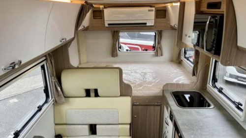 ¿Necesitas una autocaravana compacta? Atento a la Toyota Camroad japonesa