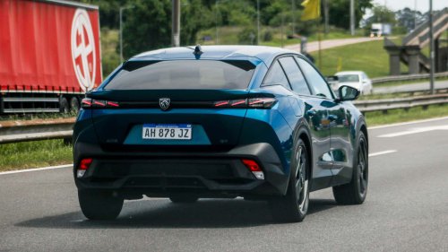 Apuntes del lanzamiento del Peugeot 408