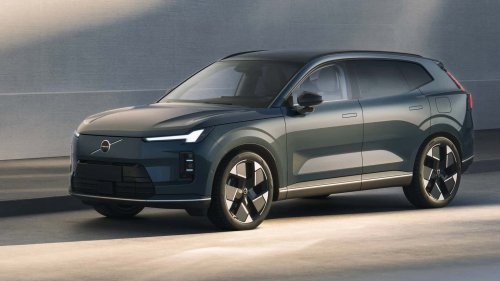 Volvo, Despite Early EV Promises, Volvo Will Keep Gas Engines For a Lot Longer