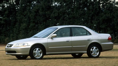 Kia, Honda, ‘PSA:’ Former Kia Driver Thinks Her Honda Is Safe From Theft. Then They Find Something New to Steal