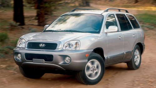 Hyundai, Hyundai Santa Fe, Lexus, ‘We Accept Trades': Woman’s Hyundai Santa Fe Tire Smashes a Lexus Dealership Window. Then a Salesman Steps In