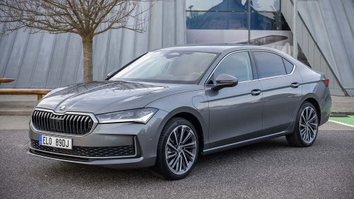 Skoda, Skoda Superb, Skoda Superb iV (2026): Stärkerer Plug-in-Hybrid für die Limousine