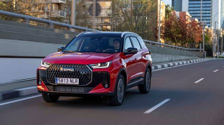 EBRO s700 HEV 2026: conducimos el híbrido deseado