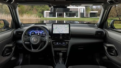 Toyota, Toyota Yaris, Toyota Yaris Cross, Toyota Yaris Cross 2026: todo sobre el restyling del SUV urbano