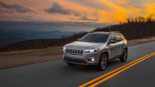 Jeep | 'No Engine Or Transmission Issues?': Illinois Uber Customer Gets Into 2019 Jeep Cherokee. Then He Sees the Odometer