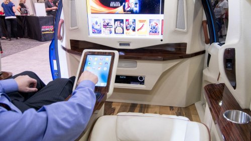 Texas Woman Trades '26 Honda Odyssey for '17 Toyota Sienna. So Was It a Fair Trade?