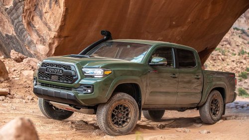 Toyota, Toyota Tacoma, 'I Used to See That All the Time:' Toyota Tacoma Driver Changes His Air Filter. Then He Pulls the Old One Out