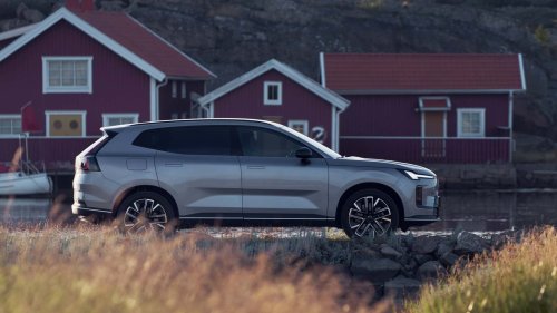 Volvo, Despite Early EV Promises, Volvo Will Keep Gas Engines For a Lot Longer
