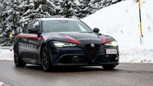 Inilah Semua Alfa Romeo Milik Carabinieri