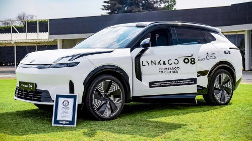 Lynk Co, Lynk & Co 08 mit neuem Reichweiten-Weltrekord für Plug-in-Hybrid