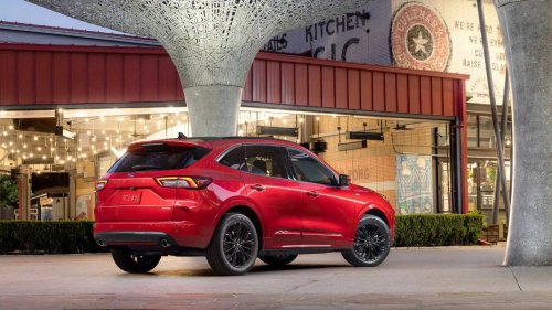 ‘Ford Should Put This in the Museum:’ Junkyard Worker Gets Ford Escape With Almost 600,000 Miles. Then He Peels Back Paint Layers