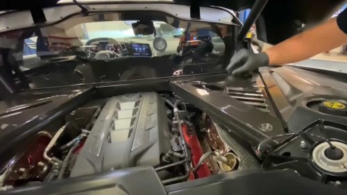 Tennessee Man Gets Call From Ex After Oil Change Goes Wrong. He's Shocked At What He Finds When He Gets to the Shop