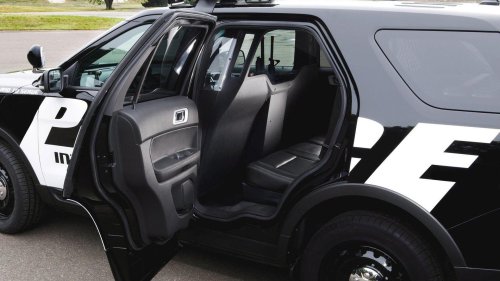 'Guessing It's a Ford Explorer:' Woman Says People Always Think She's a Cop. Why Does She 'Love' It?