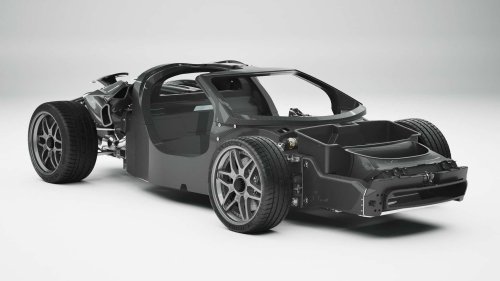 Cette hypercar à boîte manuelle se rapproche de la production