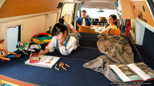 Offizieller Star-Wars-Camper: Darth Vaders Todesstern auf Rädern