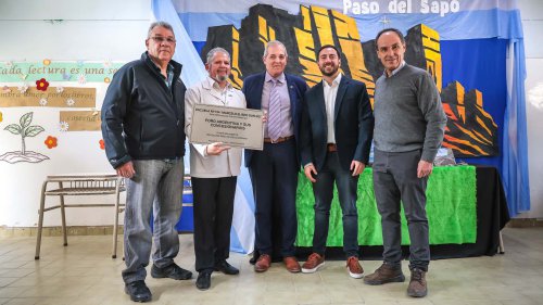 "La construcción de esta escuela cambió al pueblo para siempre"