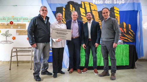 "La construcción de esta escuela cambió al pueblo para siempre"