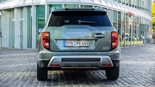 KGM stellt ersten Vollhybrid vor – Premiere im SUV Torres