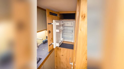 Mercedes-Benz, Mercedes-Benz Sprinter, Esta Mercedes-Benz Sprinter es una autocaravana muy aventurera