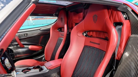 ¡Este Koenigsegg tiene un millón de dólares sólo en extras!