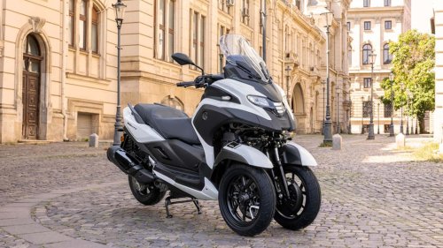 La moto de tres ruedas de Yamaha incorporará un airbag
