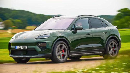 Porsche, Blume, jefe de Porsche, confirma un nuevo SUV de combustión