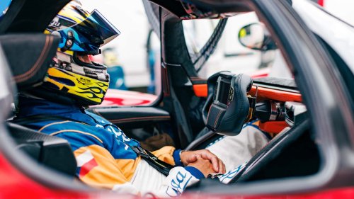 Supercar Praga Bohema Pecahkan Rekor Lap Top Gear