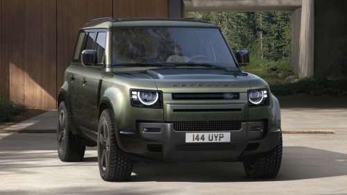 Land Rover, Rover, 'That Fire Saved Him:' Florida Man Buys 2025 Land Rover Defender. Then His Gas Tank Explodes on the Interstate