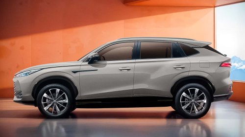 ¿Caro el Toyota RAV4? El MG HS Hybrid+ cuesta 10.600 euros menos