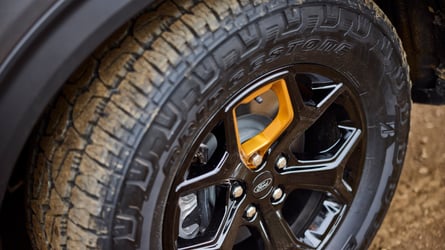 Ford, 'Take It To AutoZone:' Woman's Wrench Light Comes On In Her Ford. Then She Looks Up What It Means