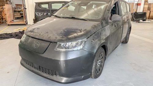 Mobil Listrik Tenaga Surya Ini Disebut-sebut Sebuah Revolusi