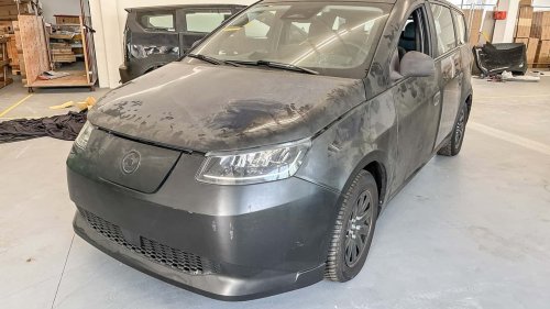 Mobil Listrik Tenaga Surya Ini Disebut-sebut Sebuah Revolusi