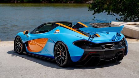 916 CV a cielo descubierto: uno de los cinco McLaren P1 Spider se subasta