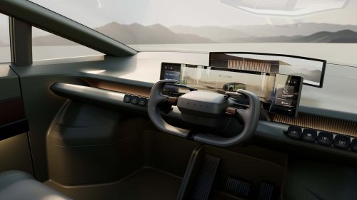 Lexus, Lexus LS, The Lexus LS Concept Reinvents the Flagship as Six-Wheel Minivan