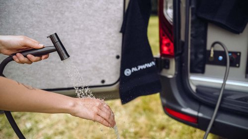 Alphavan 4x4 Off-Grid: Wenn Luxus auf Schotter trifft
