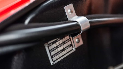 Dino 206 S, el último Ferrari creado para desafiar a Porsche, está a la venta.