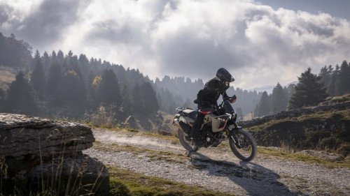 Esta trail para el carnet A1 es ideal para empezar tu vida aventurera