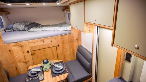 Mercedes-Benz, Mercedes-Benz Sprinter, Esta Mercedes-Benz Sprinter es una autocaravana muy aventurera