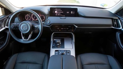 Al Mazda CX-60 se le ha puesto tarifa de SUV chino, pero con un 'motorazo' diésel