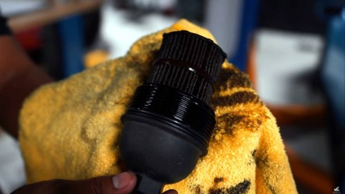 ‘Jiffy Lube, This Is OK?:’ Man Gets Oil Change at Jiffy Lube. Now He Needs A New Oil Pan