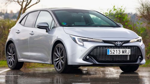 Toyota, Nuevo Toyota Corolla 2025: Hybrid, Eco, 4,4 l, equipado… ¡-6.350 € al contado!