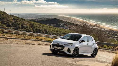 Mazda, Mazda 3, Toyota, El Mazda (que es un Toyota) de los 3,8 litros baja de precio